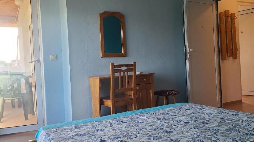 Апартаменты 1 Спальня Вид на Море, Guest House Chalakov
