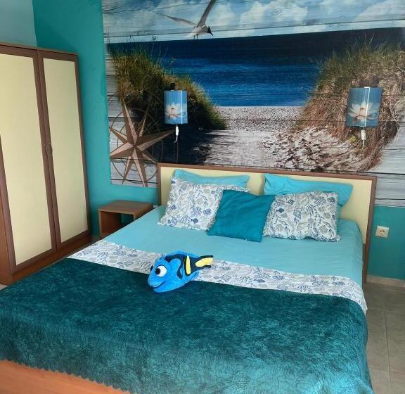 شقة غرفة واحدة, Guest House Chalakov