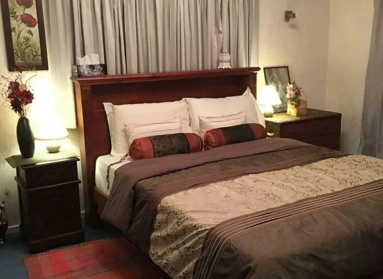 デラックススイート, A Cozy Room With It S Own Privacy