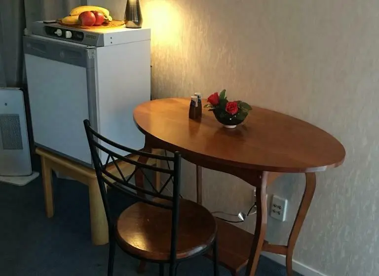 デラックススイート, A Cozy Room With It S Own Privacy