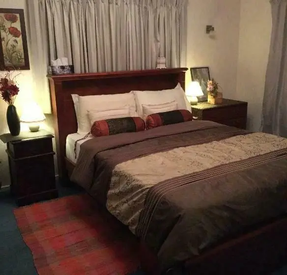 デラックススイート, A Cozy Room With It S Own Privacy