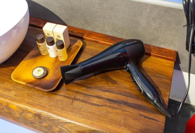 Suite with Terrace, Amana