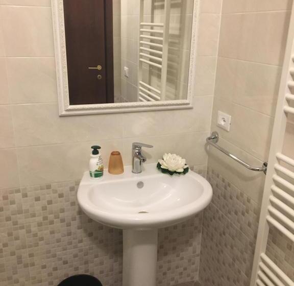 舒适三人间, Bebarcobalenogallipoli