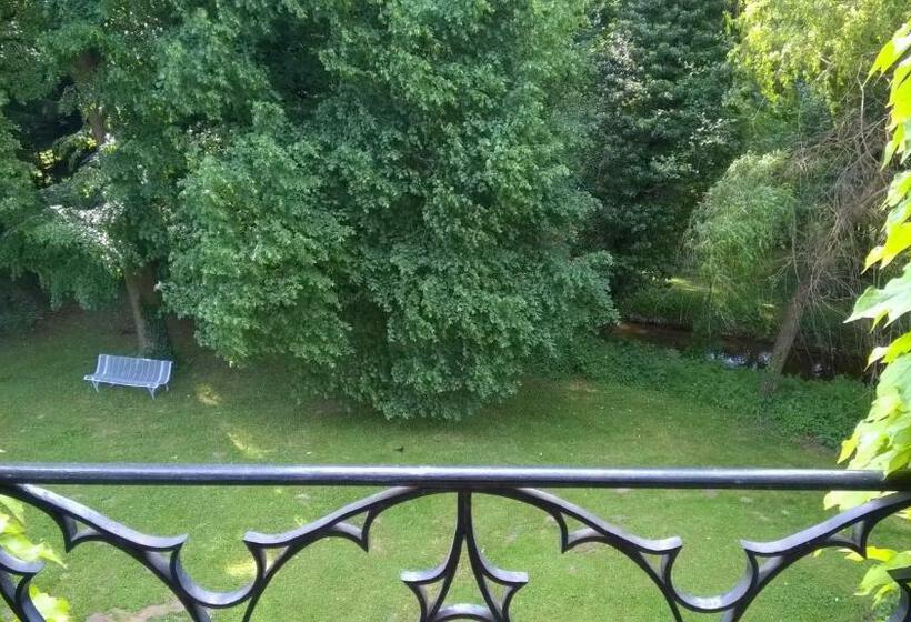 带2个卧室的套房, Château De La Vernède, La Grande Vernède