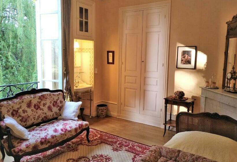 带2个卧室的套房, Château De La Vernède, La Grande Vernède