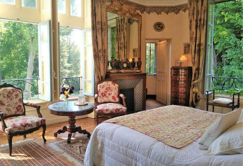 带2个卧室的套房, Château De La Vernède, La Grande Vernède