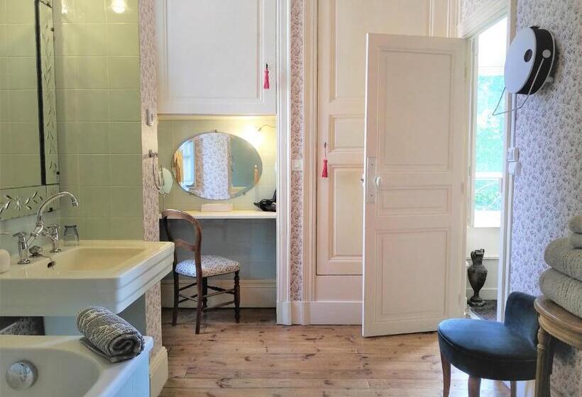 标准间, Château De La Vernède, La Grande Vernède