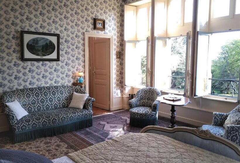 标准间, Château De La Vernède, La Grande Vernède