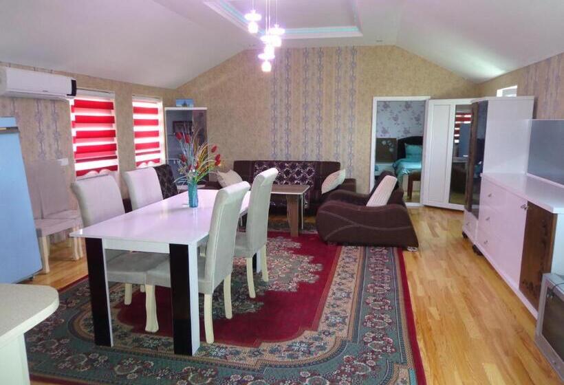 3 Bedroom Suite, Tubram S Ailəvi Qonaq Evi
