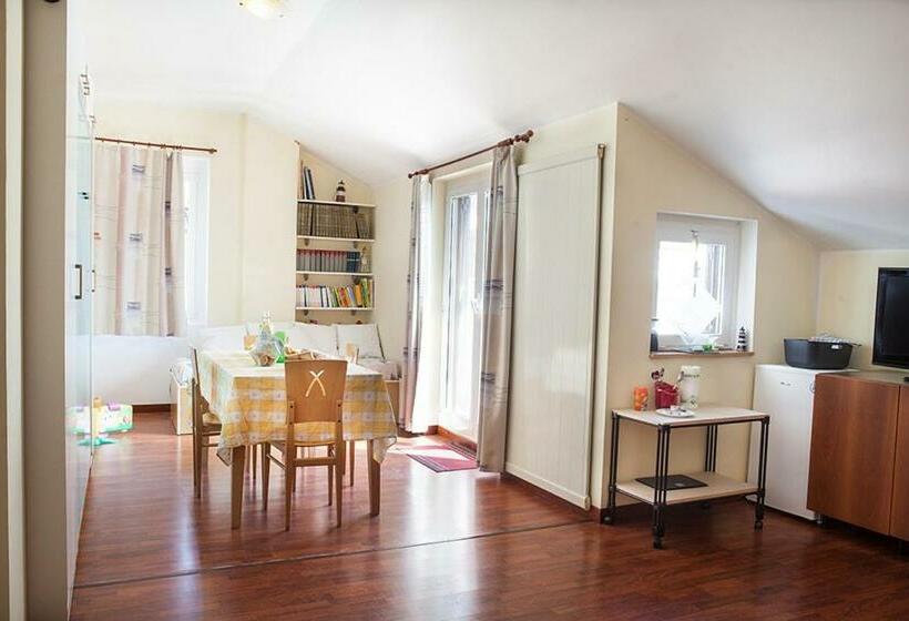 Family Suite, Il Faro Di Manuela