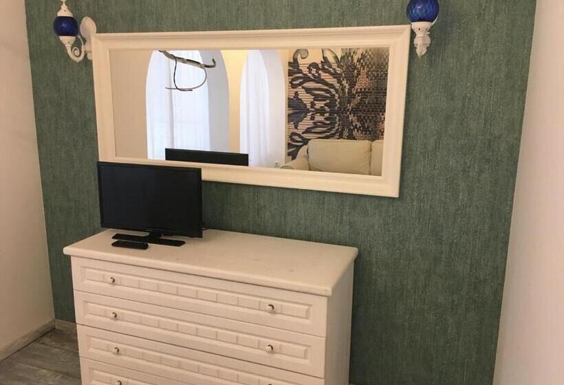 Семейное Студио, Yavor