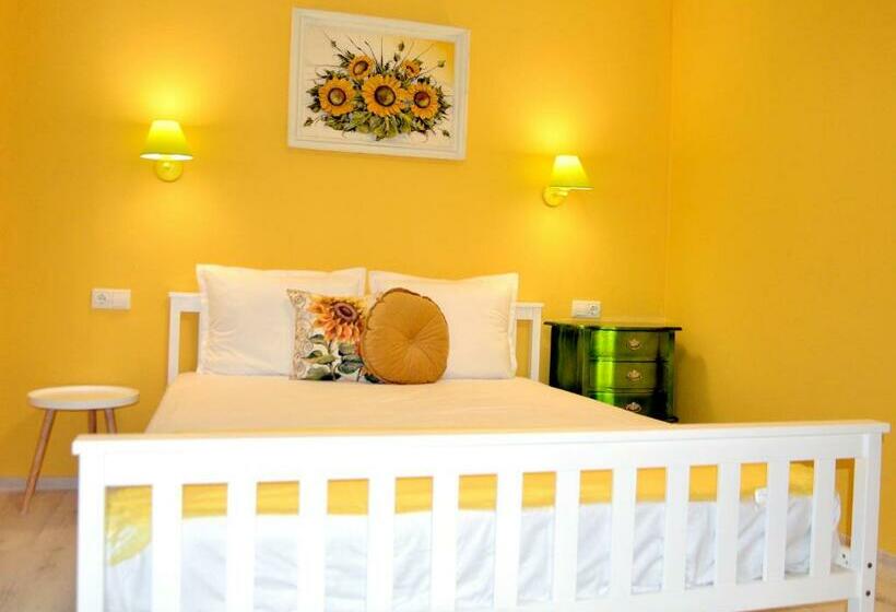 Номер Deluxe Вид на Море с Балконом, Boutique Villa Amalia