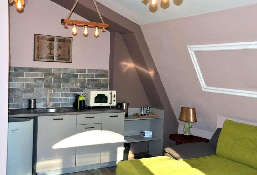 Апартаменты Deluxe 1 Спальня, Boutique Villa Amalia