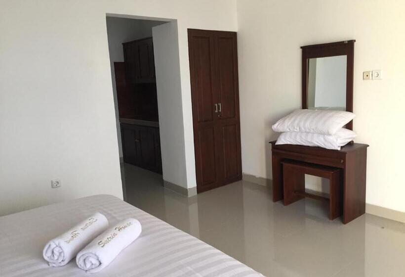 חדר סטנדרט נוף לגינה, Satria House Amed