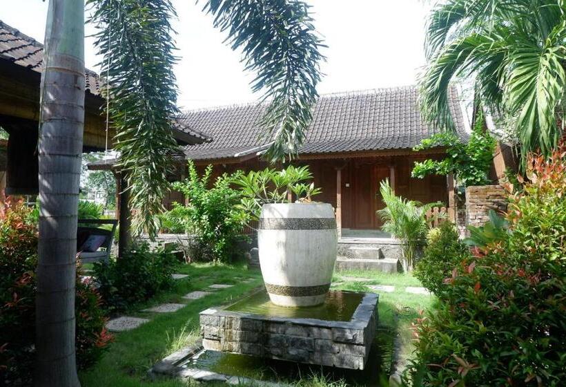 בקתה סטנדרטית, Satria House Amed