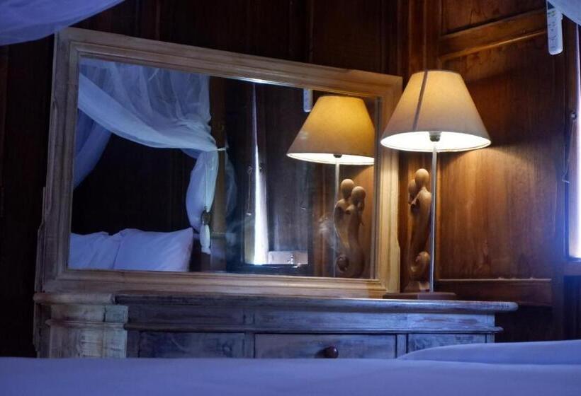 בקתה סטנדרטית, Satria House Amed