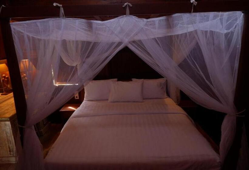 בקתה סטנדרטית, Satria House Amed