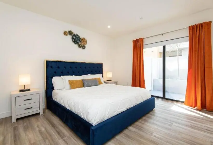３ベッドルームアパートメント, Regency Modern Apartments