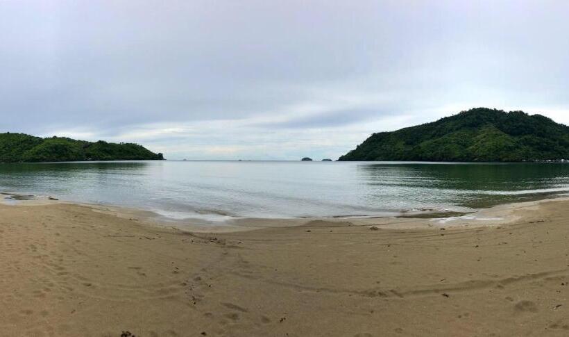 חדר סטנדרט, Bucana Beachfront Guesthouse