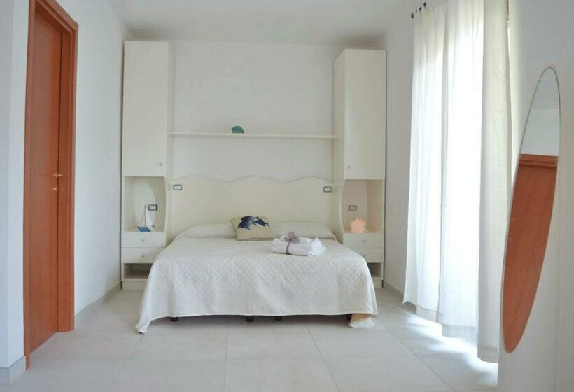 اتاق استاندارد چهار تخته با چشم‌انداز دریا, Tempio Degli Dei