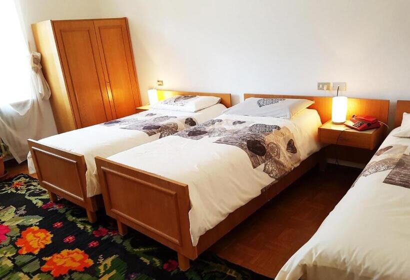 Номер Стандарт Трехместный, Albergo Posta