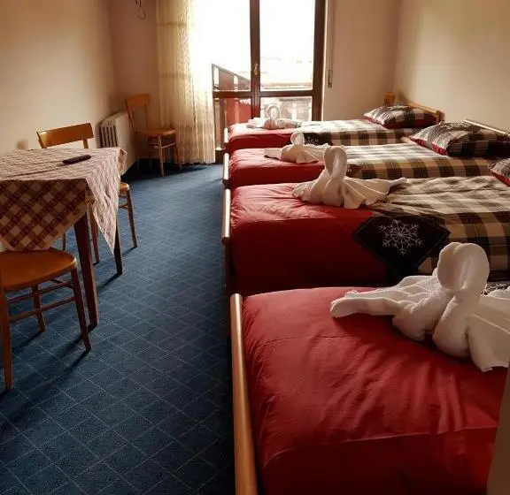 スタンダード４人部屋, Albergo Posta