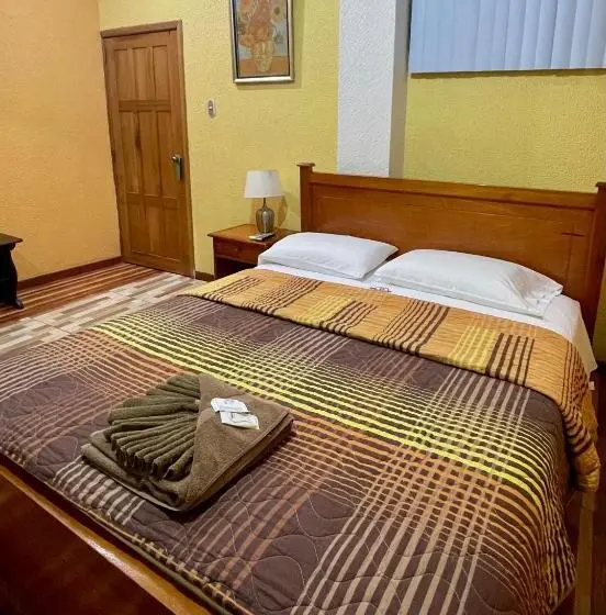 スタンダードシングルルーム, Hostal R. Williams