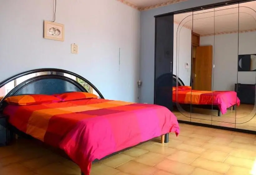 キングサイズベッドのスタンダードルーム, B&b Le Tre Rose Di Maria