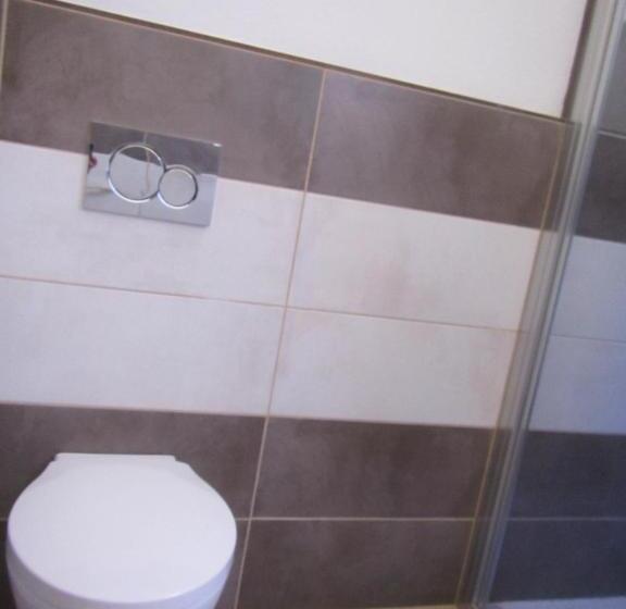 Трехместный Номер Базовый, B&b Su Tostainu