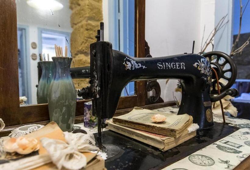 スタンダードトリプルルーム, Zabbara