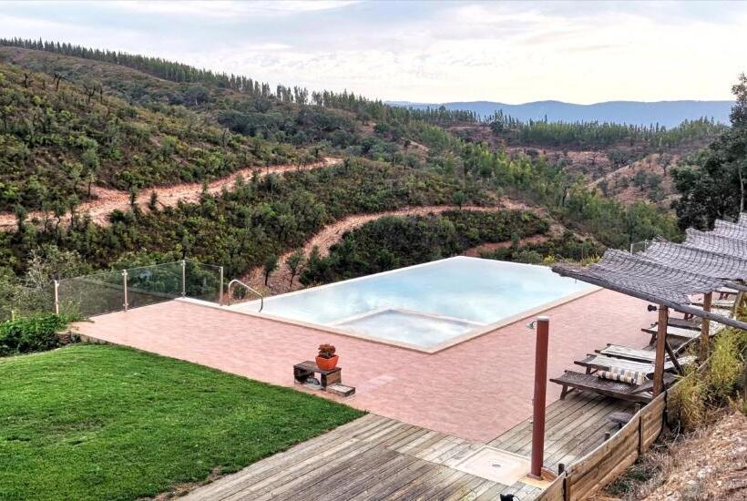 스탠다드 테라스 룸, Monte Corgo Da Vaca