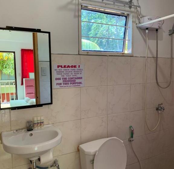 اتاق لوکس, First Baby Bytes Guest House