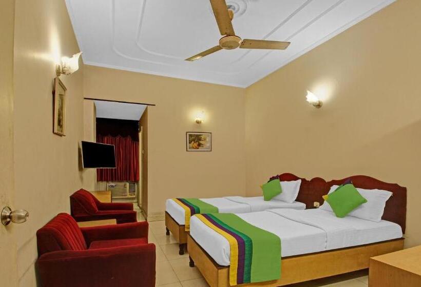 スタンダードルーム, Treebo Mira Inn