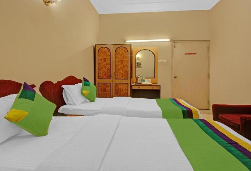 スタンダードルーム, Treebo Mira Inn