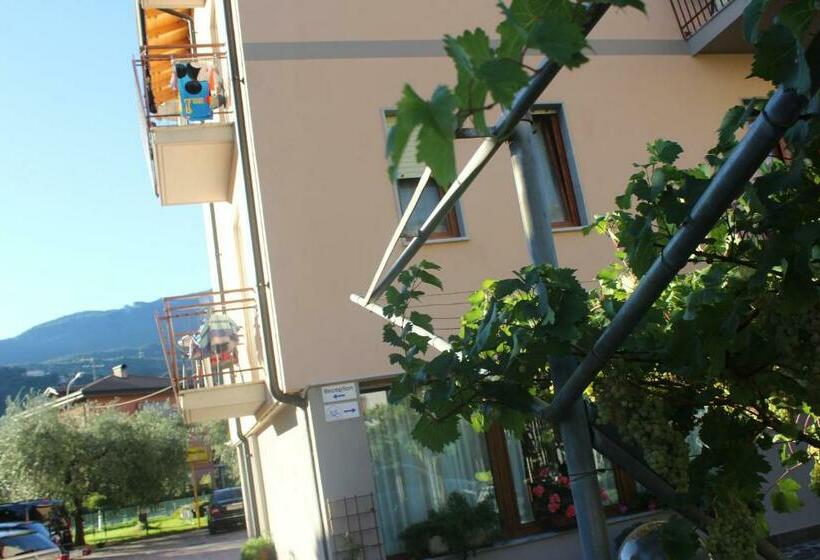 标准间带阳台, Villa Marina