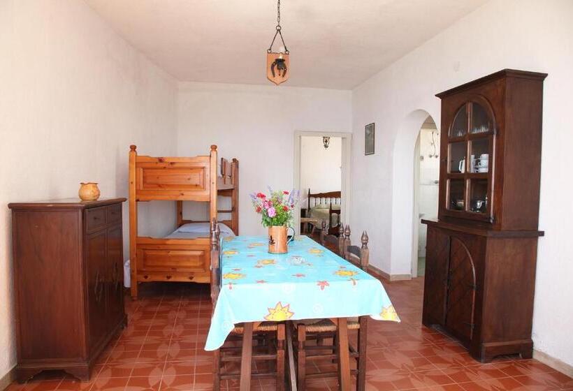 ‫فيلا غرفة نوم واحدة, Residence Girasole