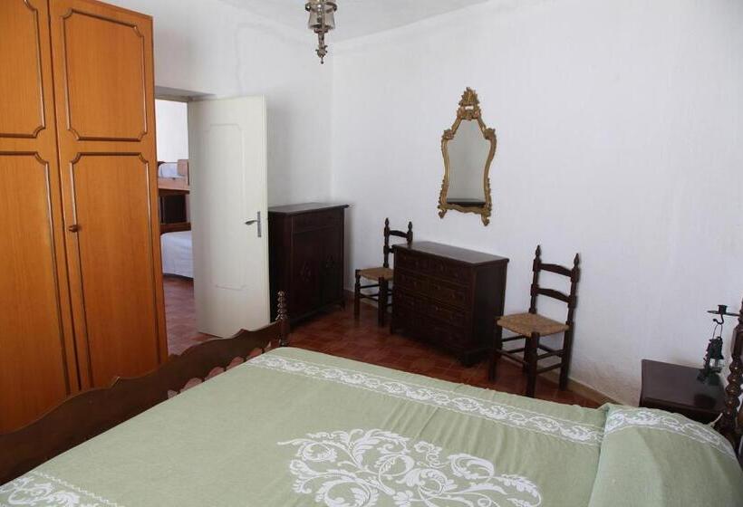 ‫فيلا غرفة نوم واحدة, Residence Girasole