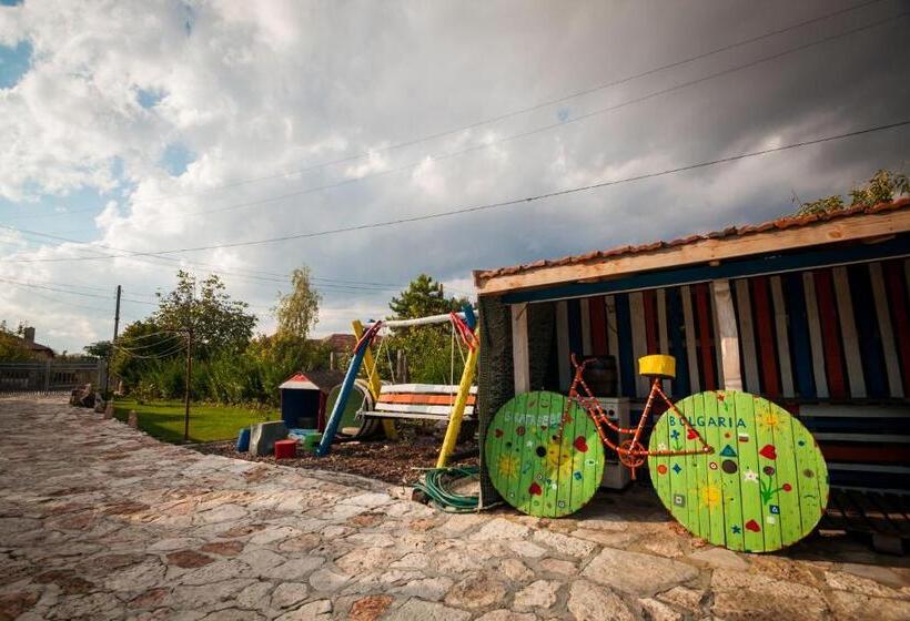 패밀리 방갈로, Kosta Bungalows