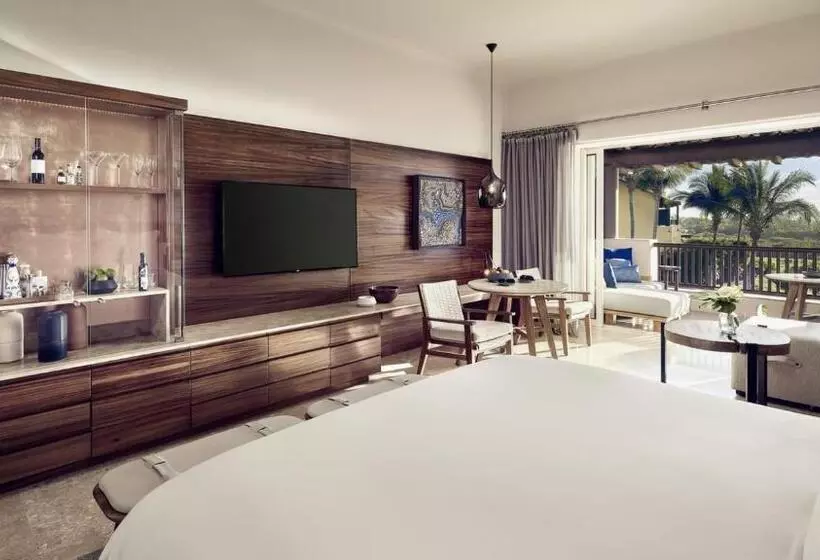 キングサイズベッドのスタンダードルーム, Four Seasons Resort Punta Mita