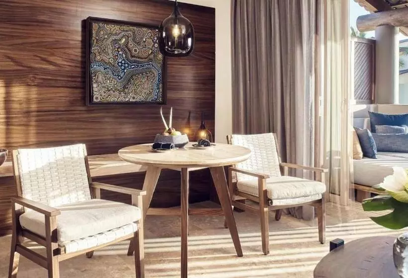 キングサイズベッドのスタンダードルーム, Four Seasons Resort Punta Mita
