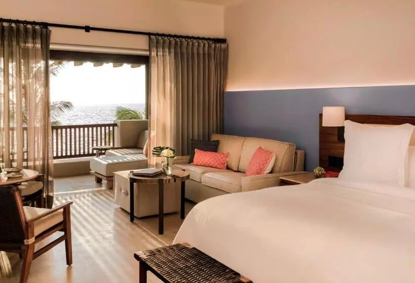 オーシャンビューのプレミアムルーム。, Four Seasons Resort Punta Mita