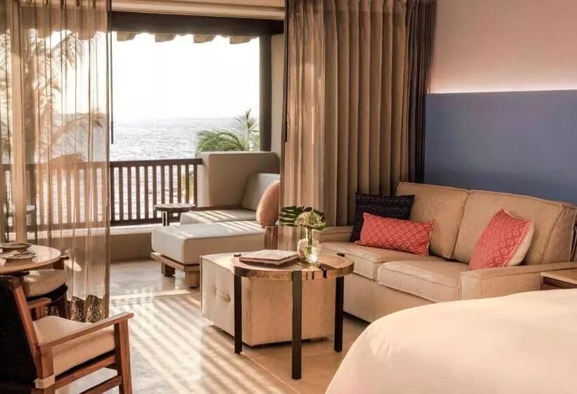 オーシャンビューのプレミアムルーム。, Four Seasons Resort Punta Mita