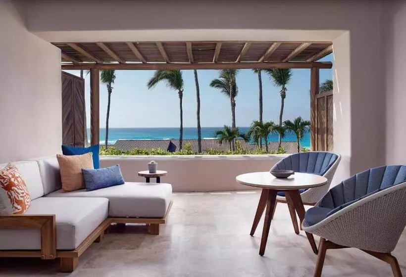 オーシャンビューのプレミアムルーム。, Four Seasons Resort Punta Mita