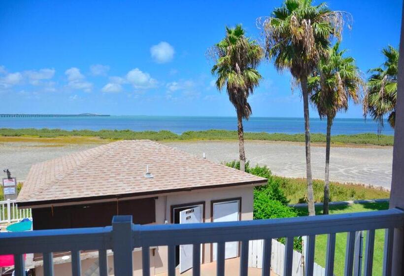 ２ダブルベッドのスタンダードルーム, Blue Bay Inn And Suites