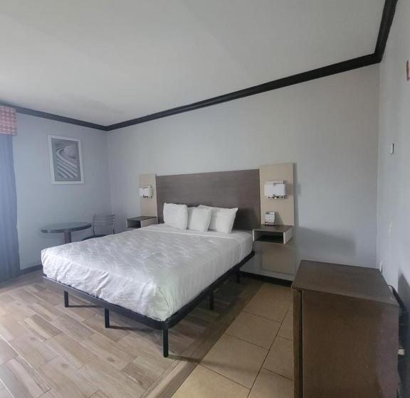 キングサイズベッドのスタンダードルーム, Blue Bay Inn And Suites