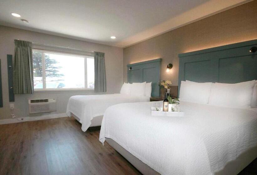 带海景的标准房, Castle Inn