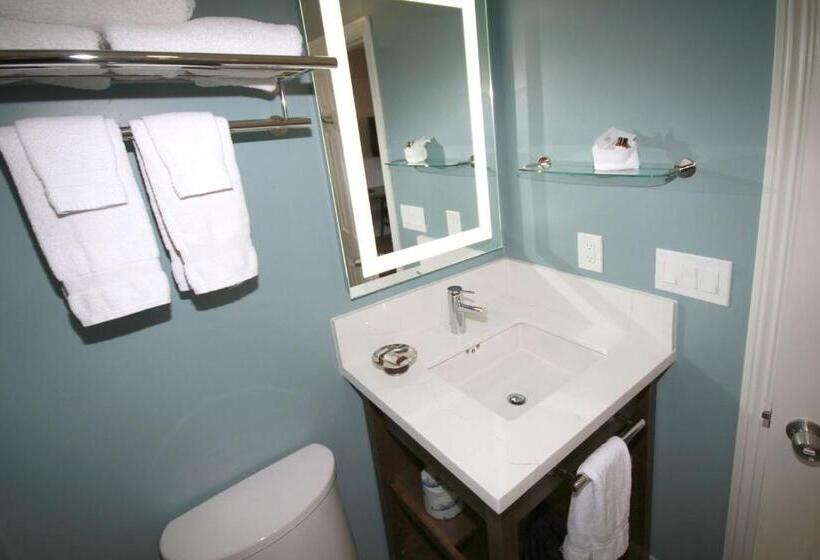 标准间, Castle Inn