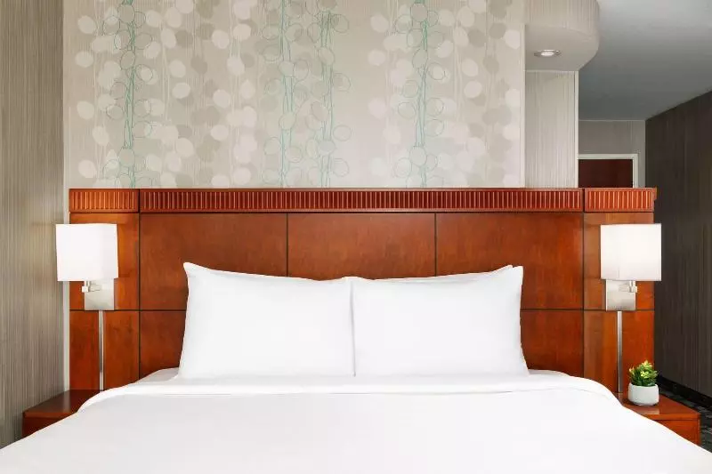キングサイズベッドのスイートルーム, Courtyard By Marriott Potomac Mills Woodbridge