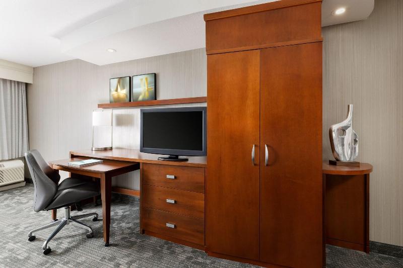 جناح سرير كينج, Courtyard By Marriott Potomac Mills Woodbridge