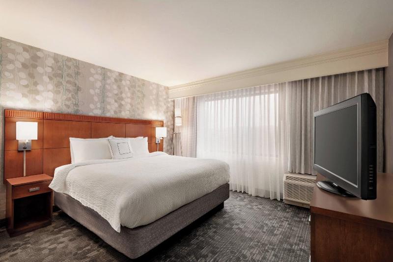 Стандартный Номер Кровать Кинг, Courtyard By Marriott Potomac Mills Woodbridge